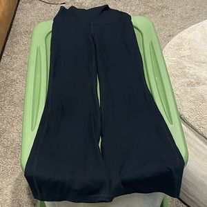 Gilly Hicks High Rise Flare leggings